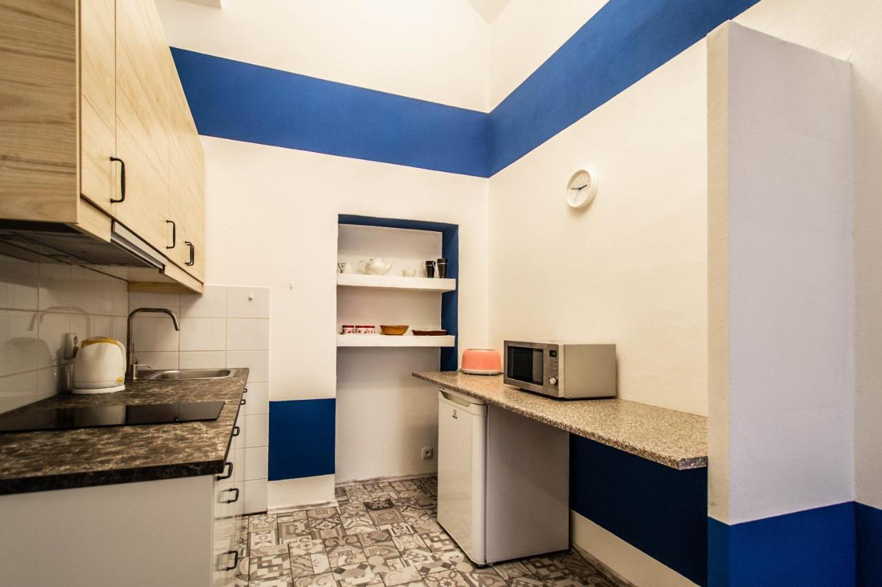 Apartment Sweet By Ruterra